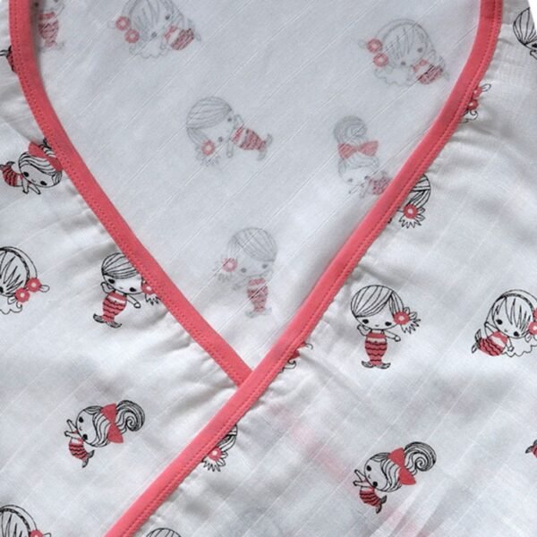 Unisex 100% Organic Cotton mermaid printed Muslin blanket - White and Pink - Image 3