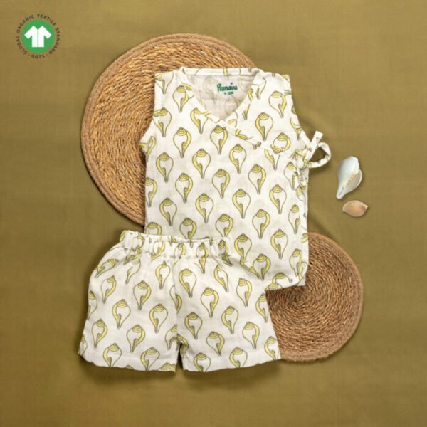Unisex Baby Shankh Printed 100% Organic Cotton Jhabla and Shorts Set - White - Image 1