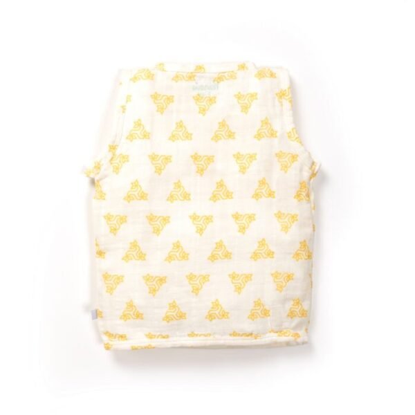 Unisex Baby Triangle Printed 100% Organic Cotton Jhabla and Shorts Set - White - Image 3