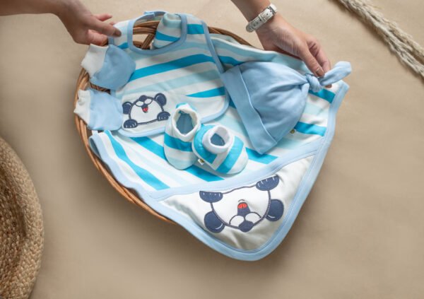 Unisex Panda Printed Newborn Baby Gift Set Pack of 5 - Image 2
